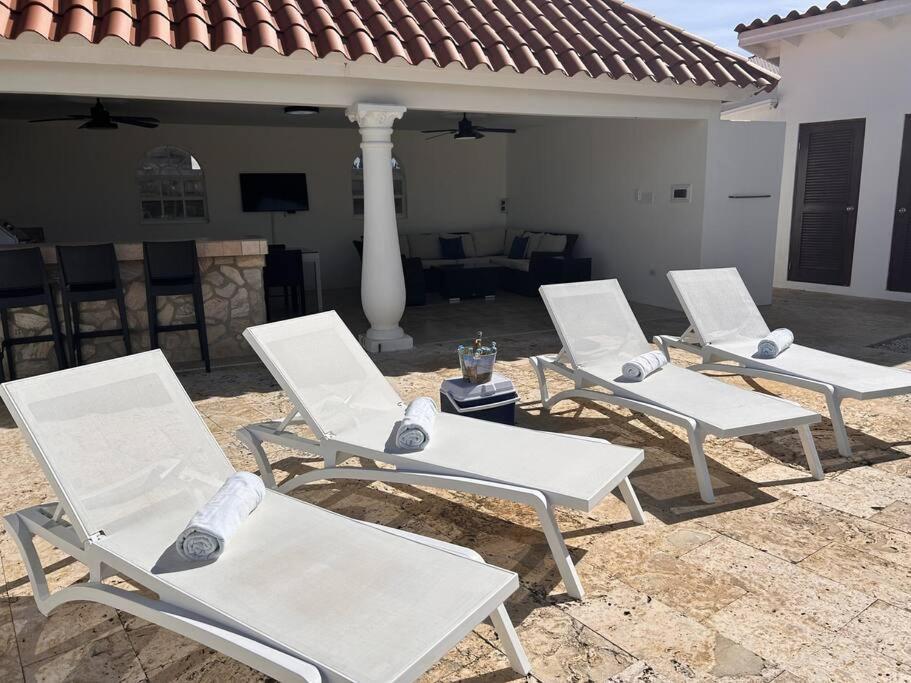 Jolie Villa Entire Villa In Noord, Aruba Palm Beach Dış mekan fotoğraf